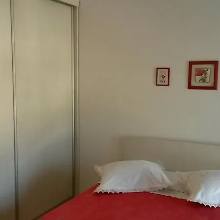 Trstenik Apartment *