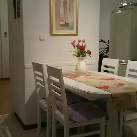 Apartment Trstenik Split